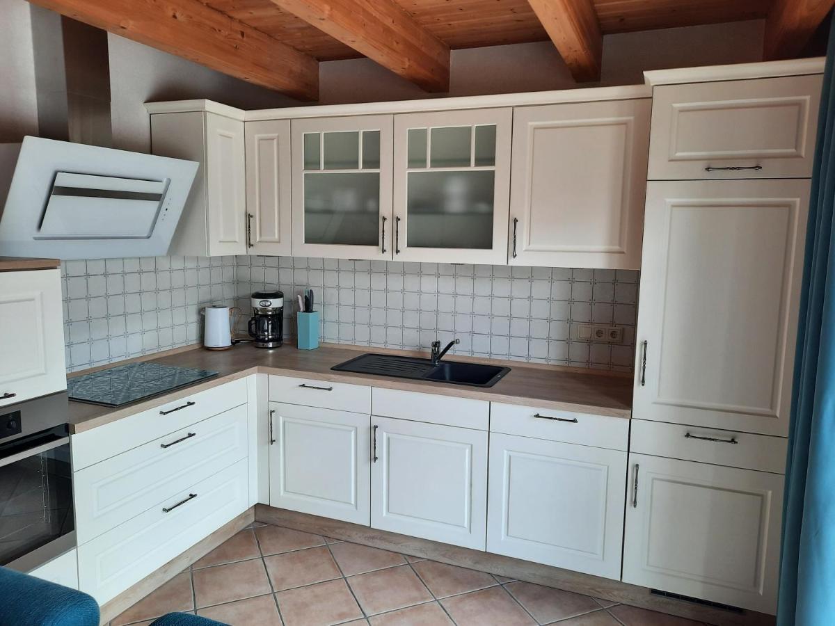 Tolles Ferienhaus In Pilsum - Ferienhaus Trientje - Mit Garten Und Ueberdachter Terrasse ภายนอก รูปภาพ